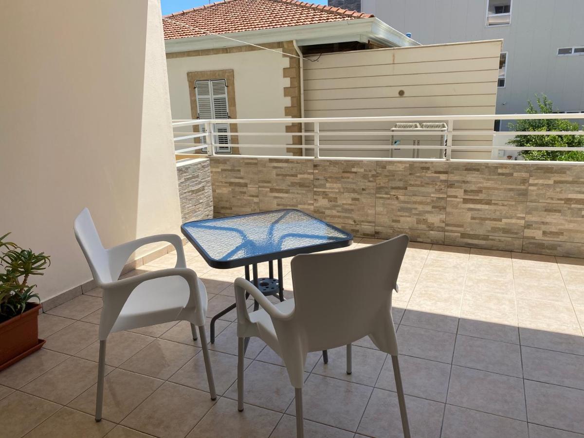 Holiday city center Apartamento Lárnaca Exterior foto
